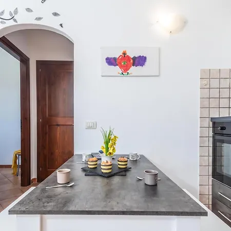 Apartment Vhouse - Happy *